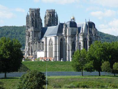 Appartcathedrale Ecrouves Εξωτερικό φωτογραφία